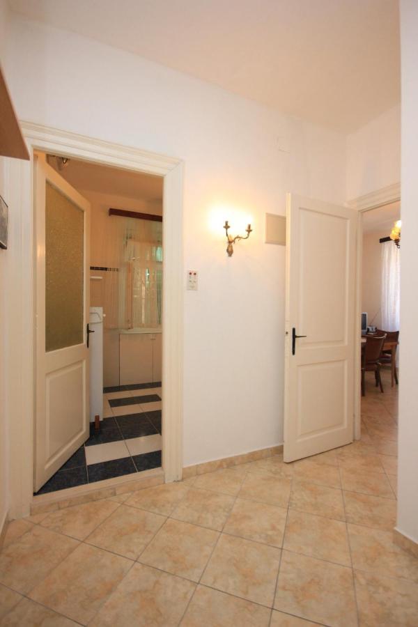 Apartments By The Sea Komiza, Vis - 8533 Bagian luar foto